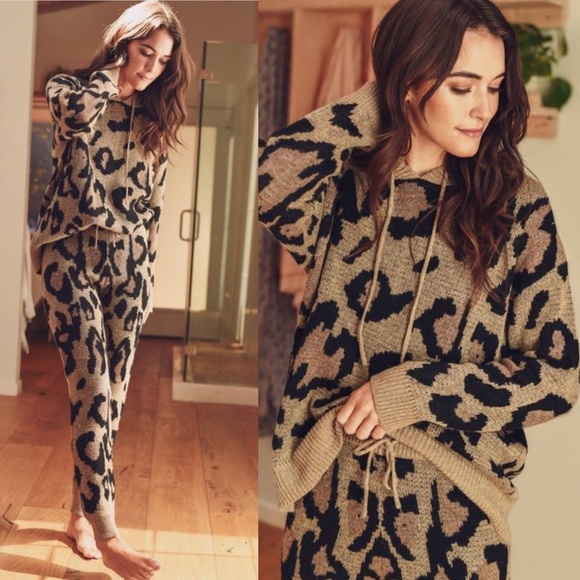 🚨24 HOUR SALE🚨Weekend Fit Leopard Print Set - Picture 7 of 10